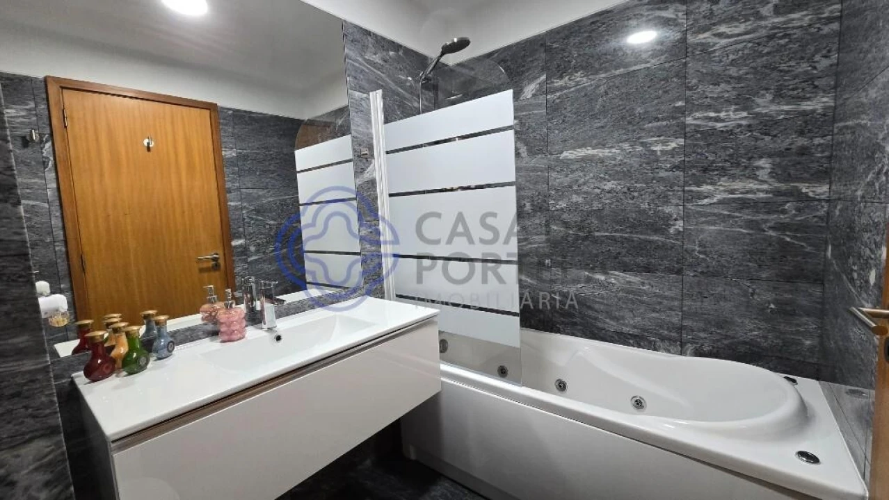 Apartamento T3 para Venda em Moreira Foto 16