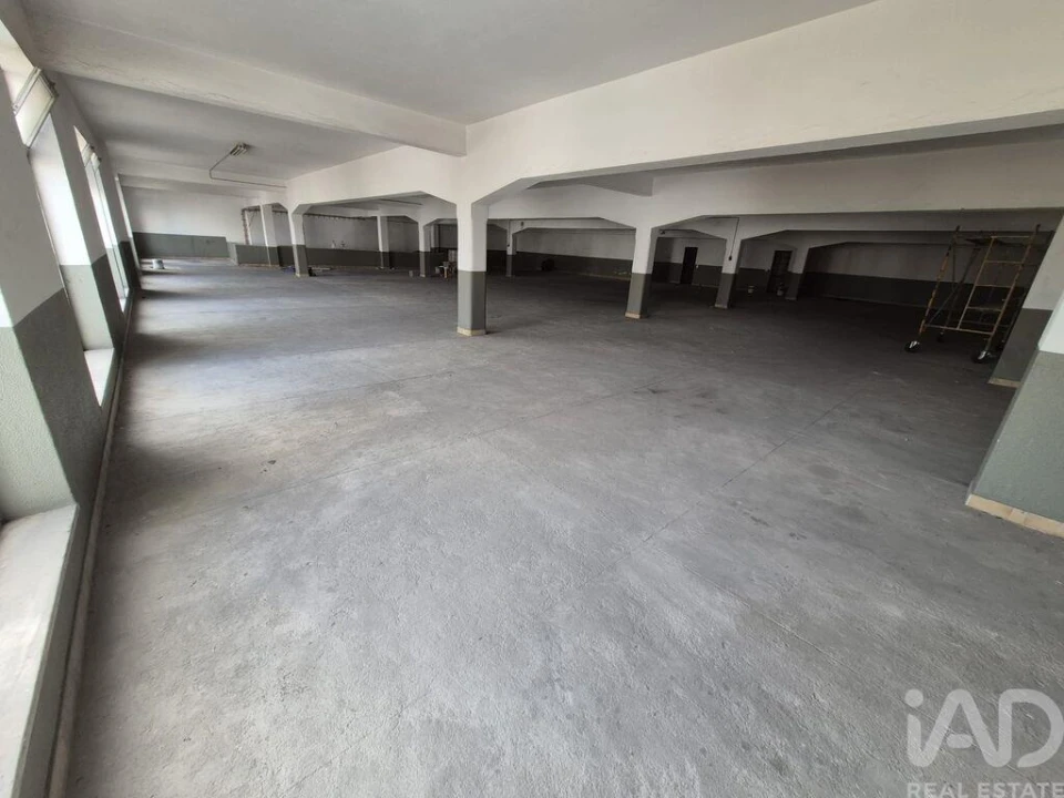 Armazém para Venda em Amora Foto 18