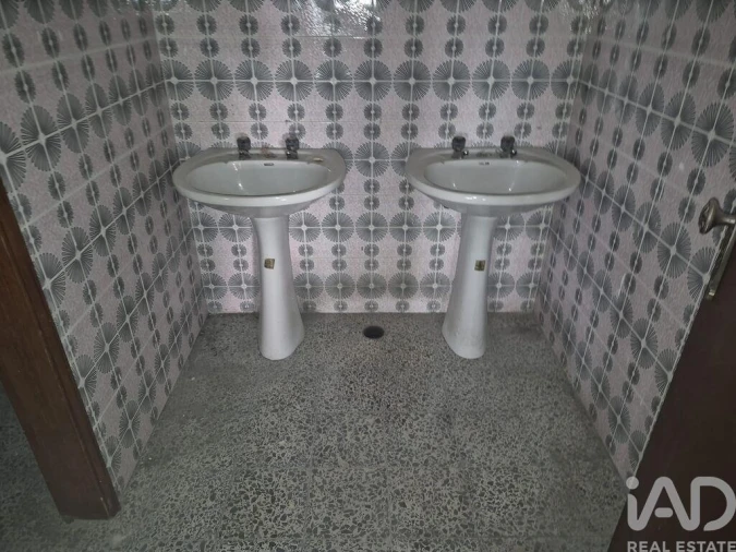 Armazém para Venda em Amora Foto 11