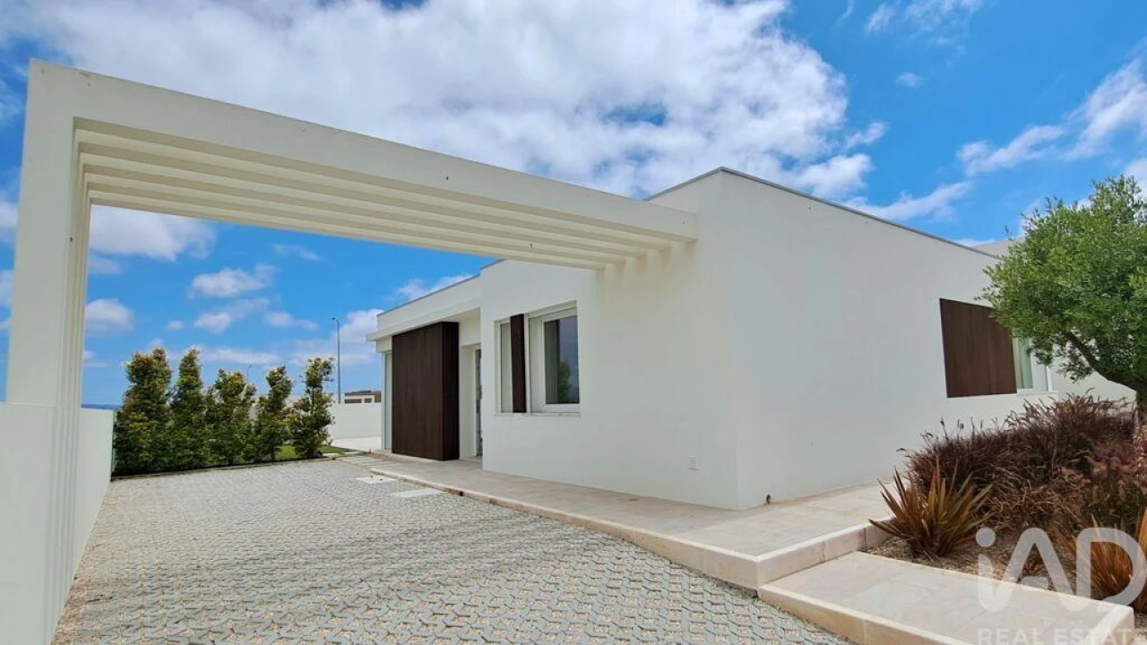 Moradia T3 para Venda em Lourinhã e Atalaia Foto 7