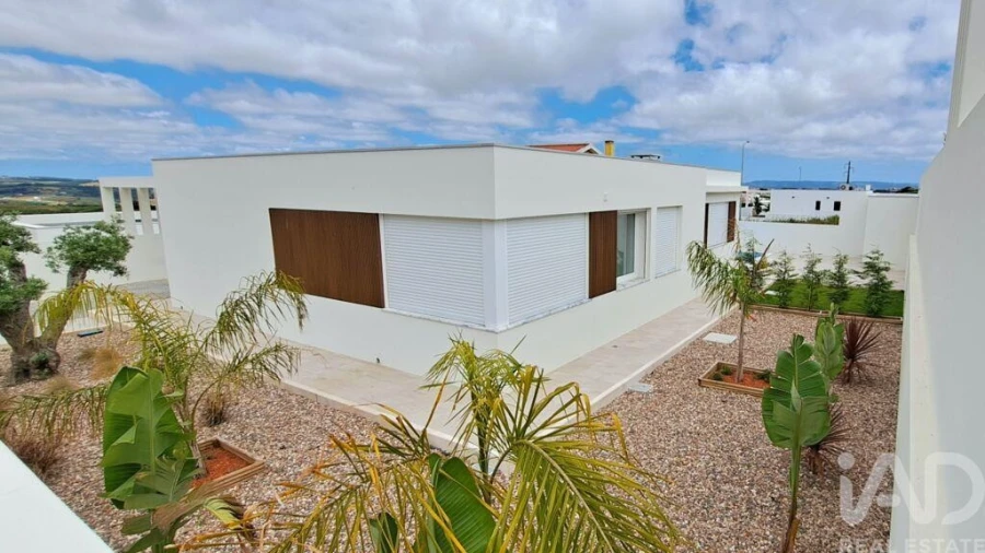 Moradia T3 para Venda em Lourinhã e Atalaia Foto 28