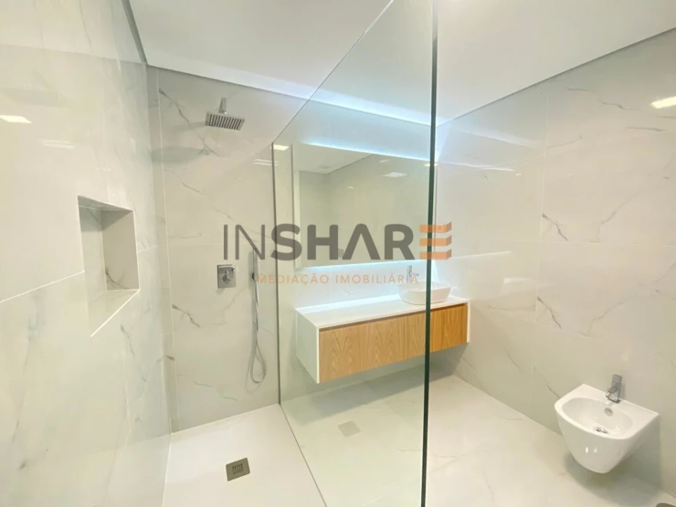 Moradia T3 para Venda em Merelim (São Pedro) e Frossos Foto 11