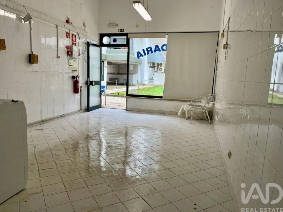 Loja para Venda em Quarteira Foto 24