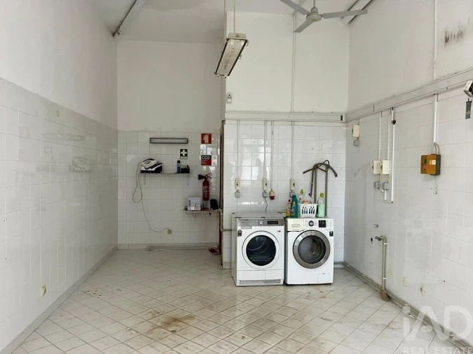 Loja para Venda em Quarteira Foto 22