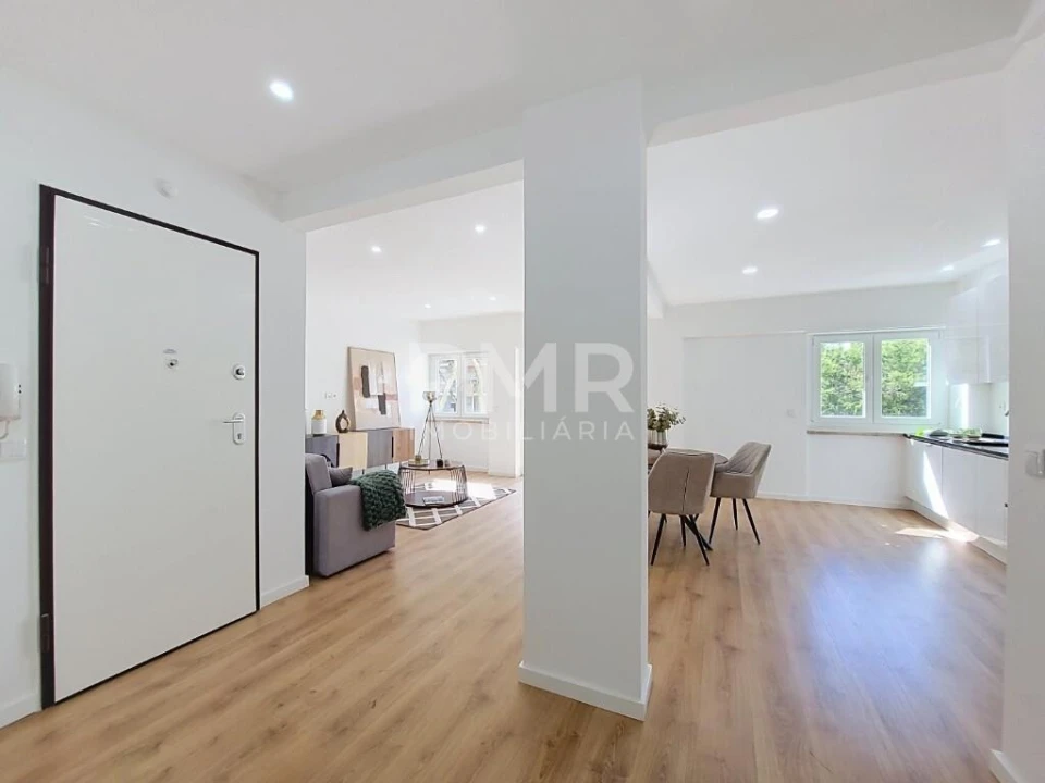 Apartamento T3 para Venda em Benfica Foto 14