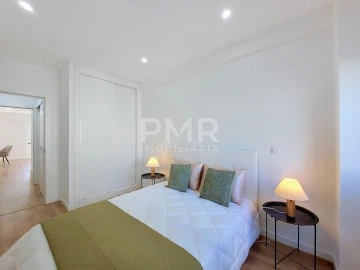Apartamento T3 para Venda em Benfica