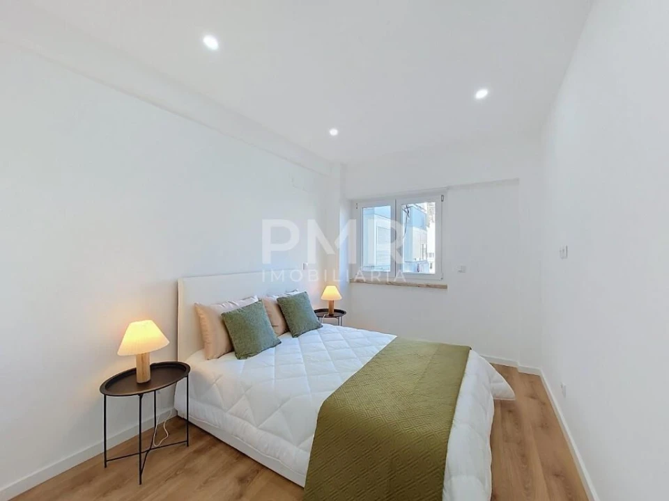 Apartamento T3 para Venda em Benfica Foto 11