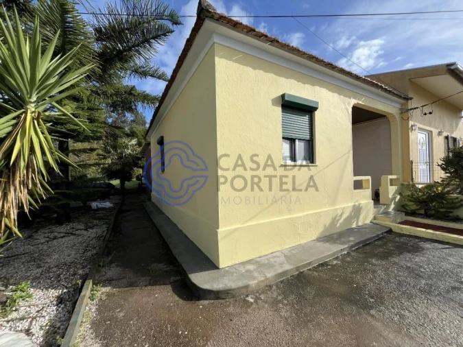 Moradia T1 para Venda em Vila de Cucujães Foto 24