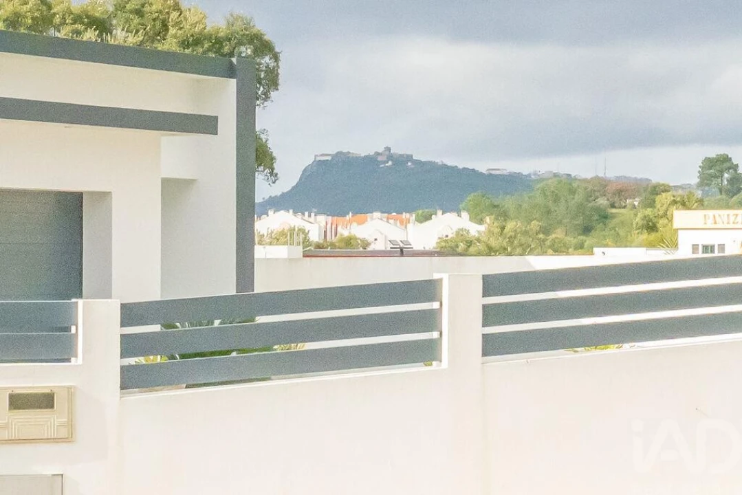 Moradia T3 para Venda em União das Freguesias de Setúbal Foto 36