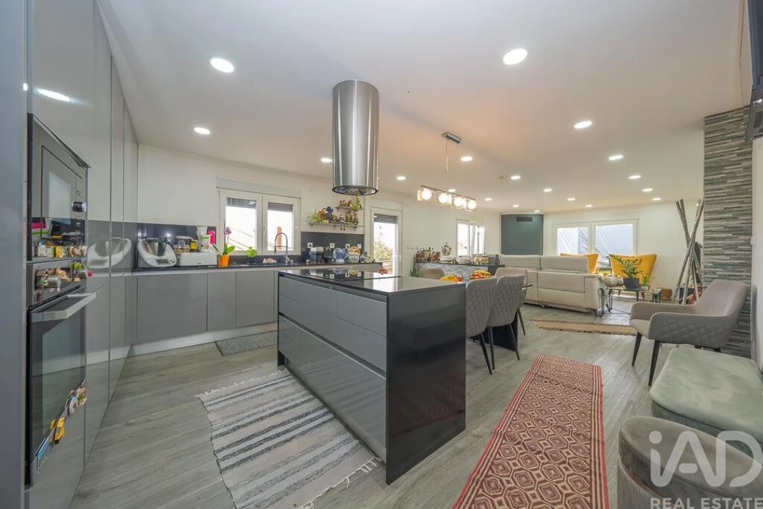 Moradia T3 para Venda em União das Freguesias de Setúbal Foto 7