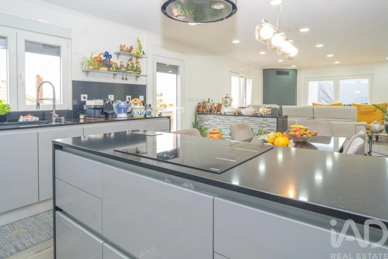 Moradia T3 para Venda em União das Freguesias de Setúbal Foto 8