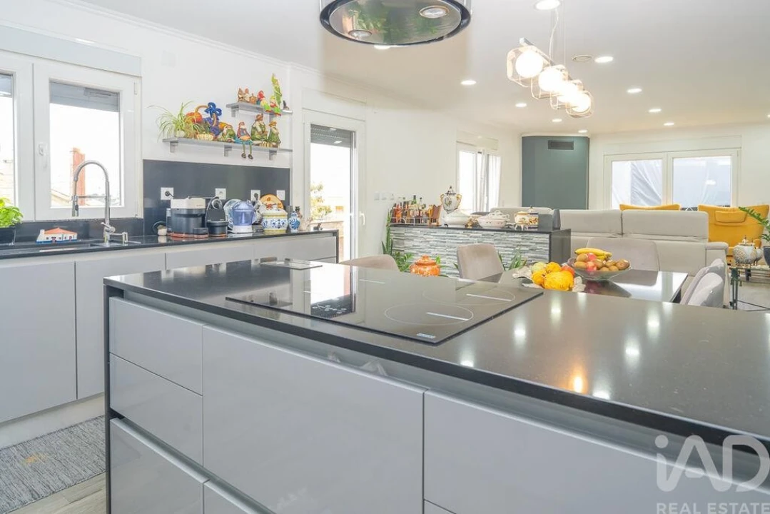 Moradia T3 para Venda em União das Freguesias de Setúbal Foto 8