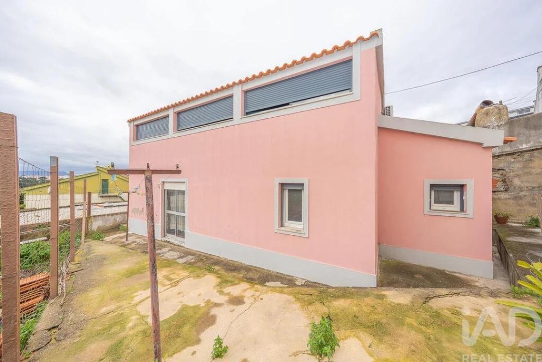 Moradia T3 para Venda em União das Freguesias de Setúbal Foto 32