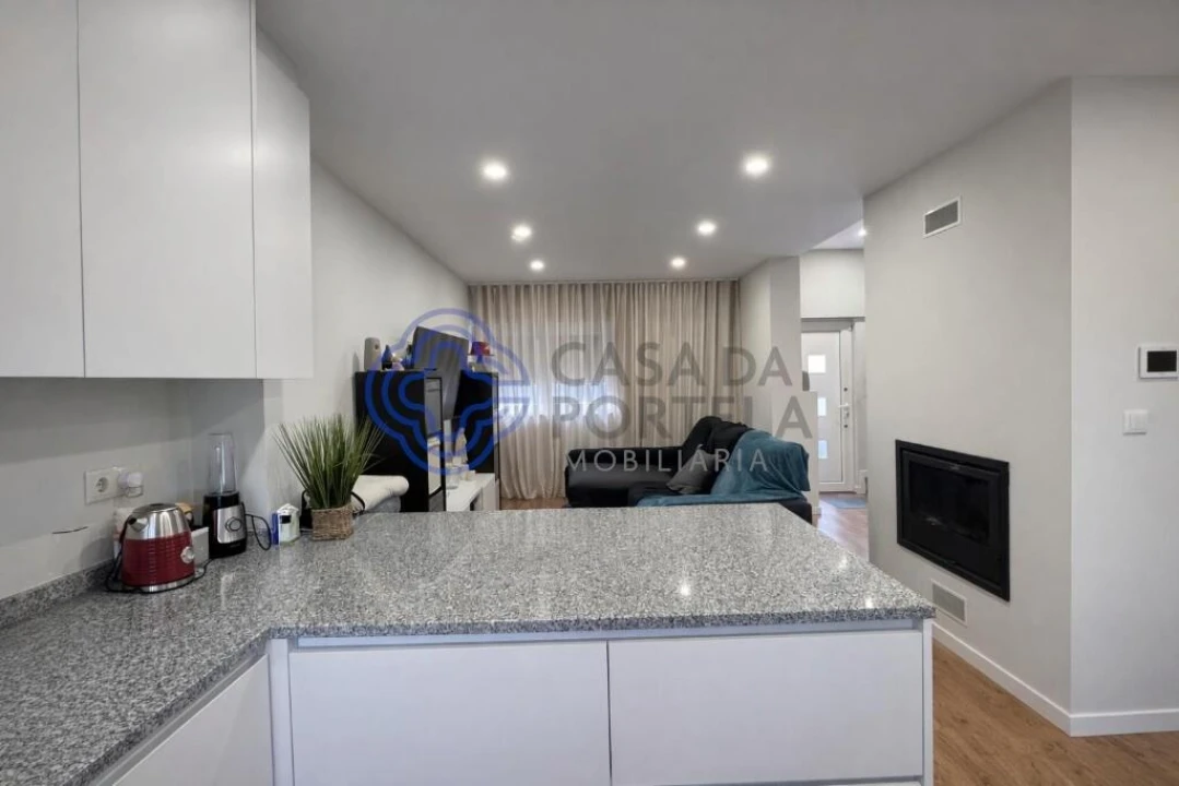 Moradia T3 para Venda em Ermesinde Foto 3