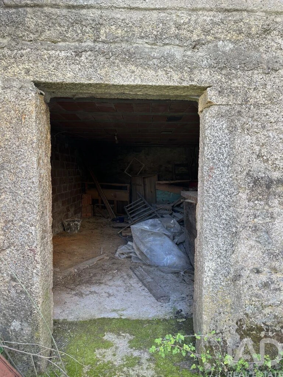 Moradia T3 para Venda em Aldeia do Bispo Foto 16