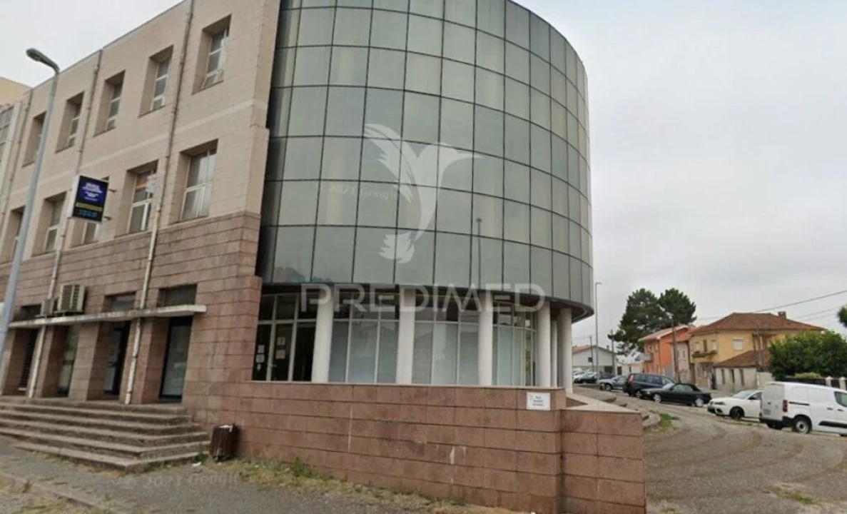 Loja para Venda em Santa Maria de Lamas Foto 2