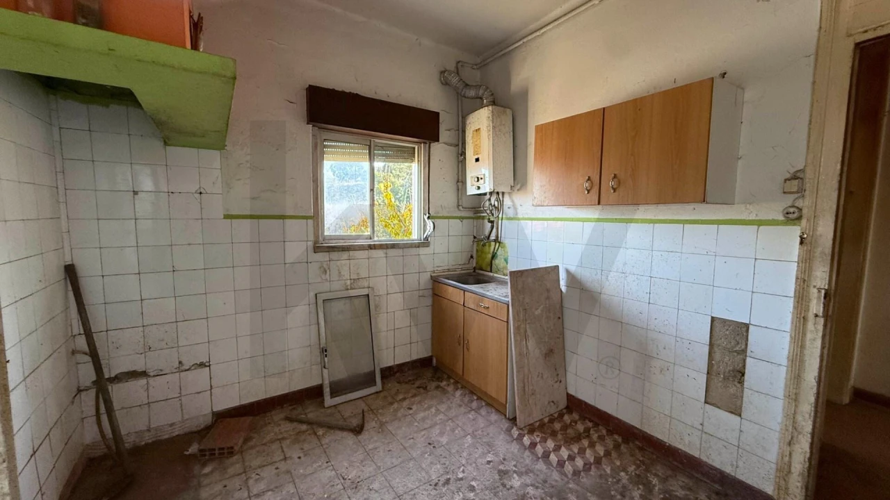 Moradia T3 para Venda em Venda do Pinheiro e Santo Estêvão das Galés Foto 32