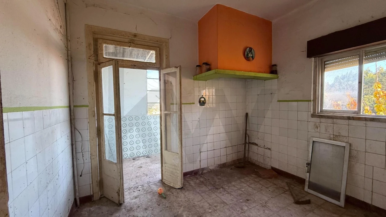 Moradia T3 para Venda em Venda do Pinheiro e Santo Estêvão das Galés Foto 31