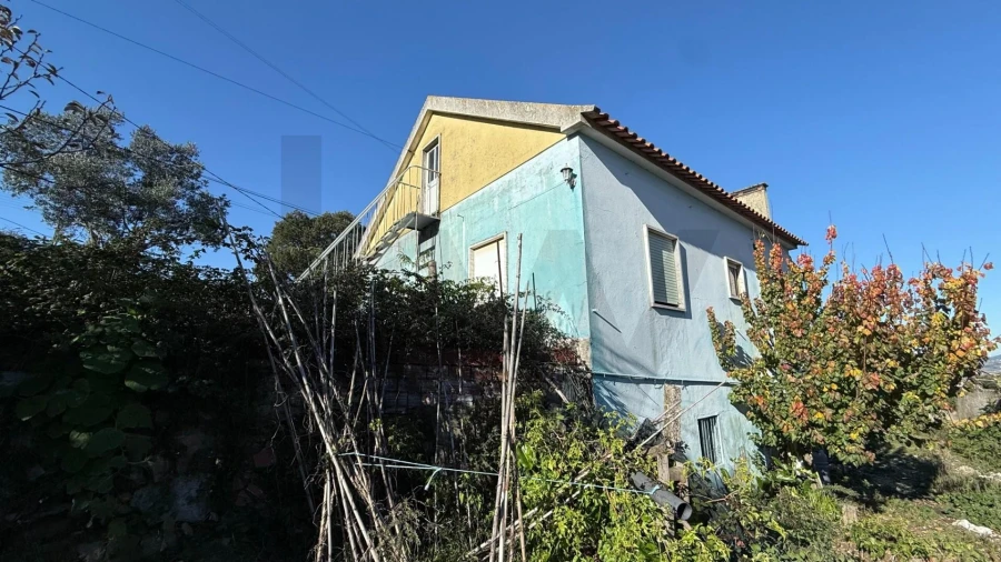 Moradia T3 para Venda em Venda do Pinheiro e Santo Estêvão das Galés Foto 10