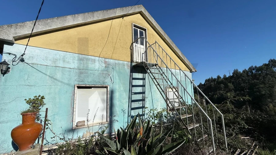 Moradia T3 para Venda em Venda do Pinheiro e Santo Estêvão das Galés Foto 7