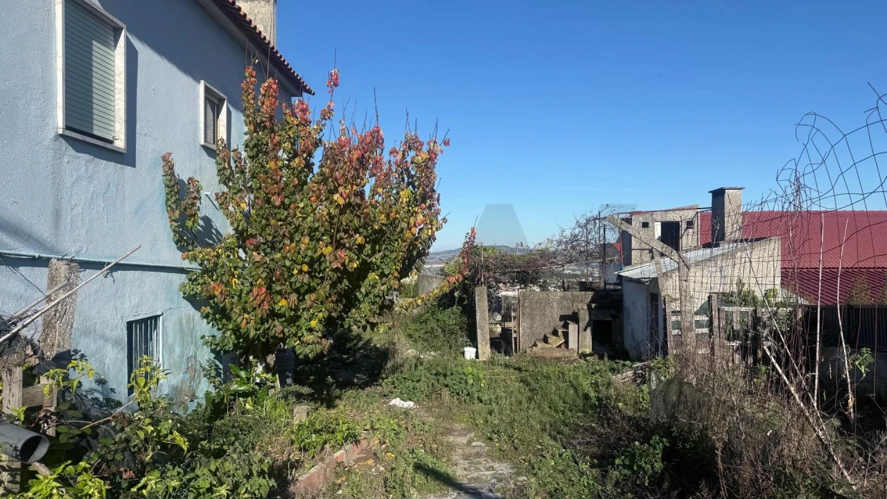 Moradia T3 para Venda em Venda do Pinheiro e Santo Estêvão das Galés Foto 11