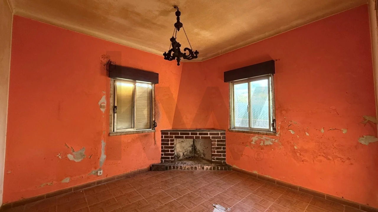 Moradia T3 para Venda em Venda do Pinheiro e Santo Estêvão das Galés Foto 29