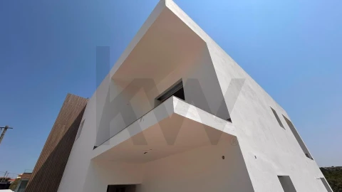 Moradia T4 para Venda em Mafra