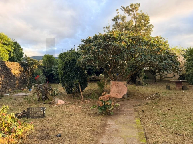 Moradia T4 para Venda em Ribeirinha Foto 12