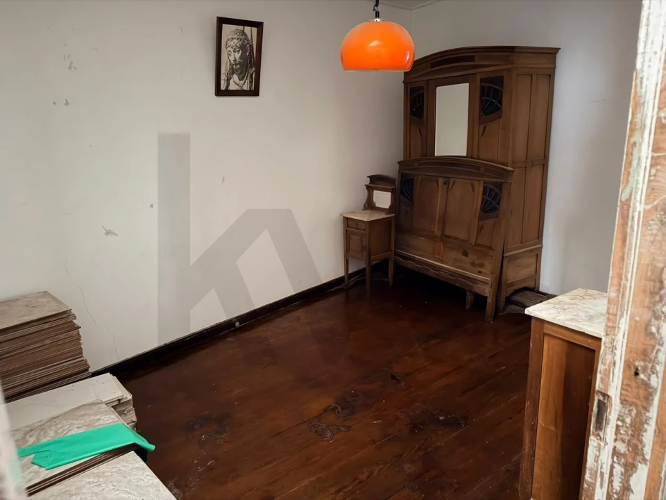 Moradia T4 para Venda em Ribeirinha Foto 5