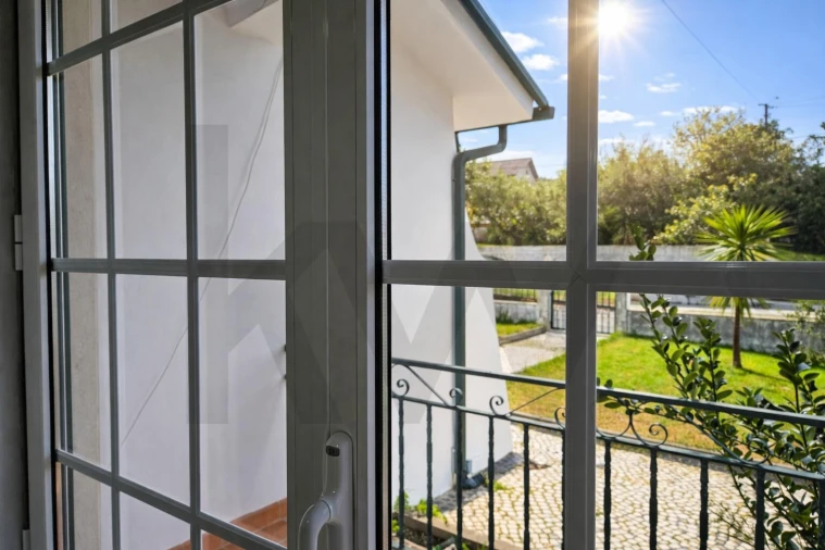 Moradia T4 para Venda em Almalagues Foto 16