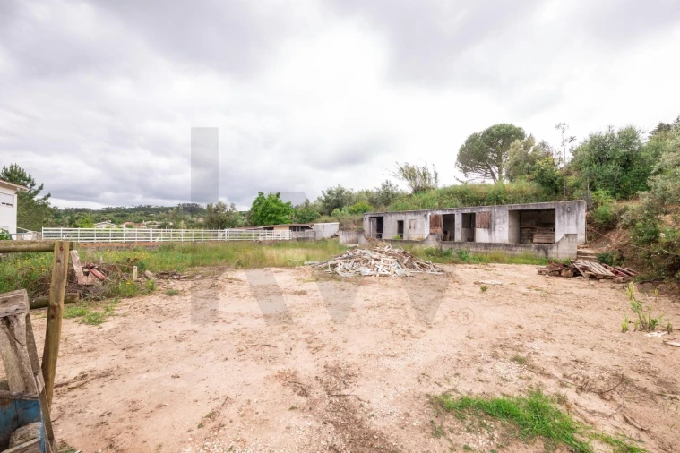 Moradia T4 para Venda em Almalagues Foto 44