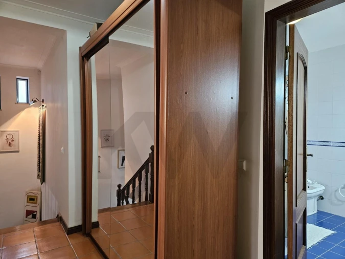 Moradia T4 para Venda em Almalagues Foto 35