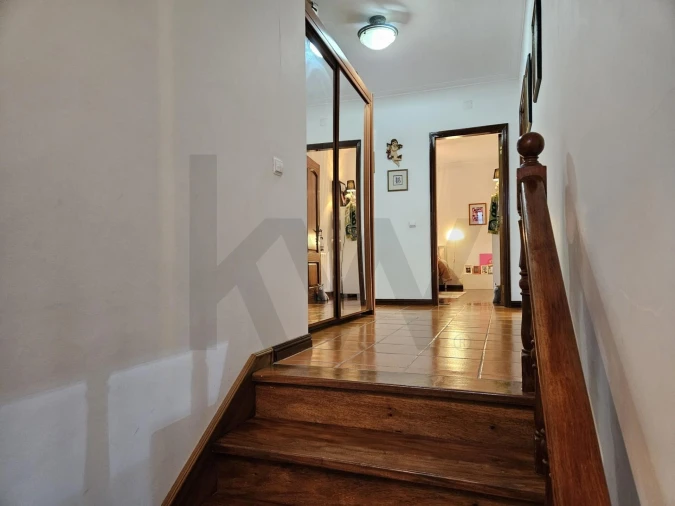 Moradia T4 para Venda em Almalagues Foto 25