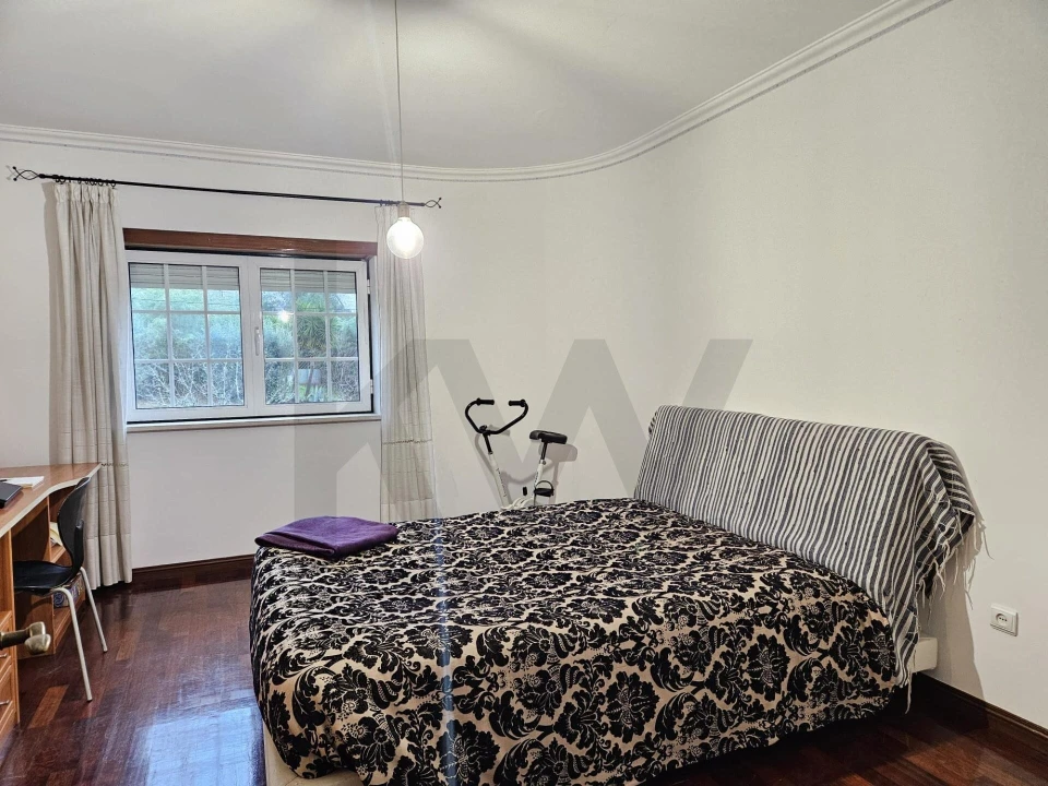 Moradia T4 para Venda em Almalagues Foto 26