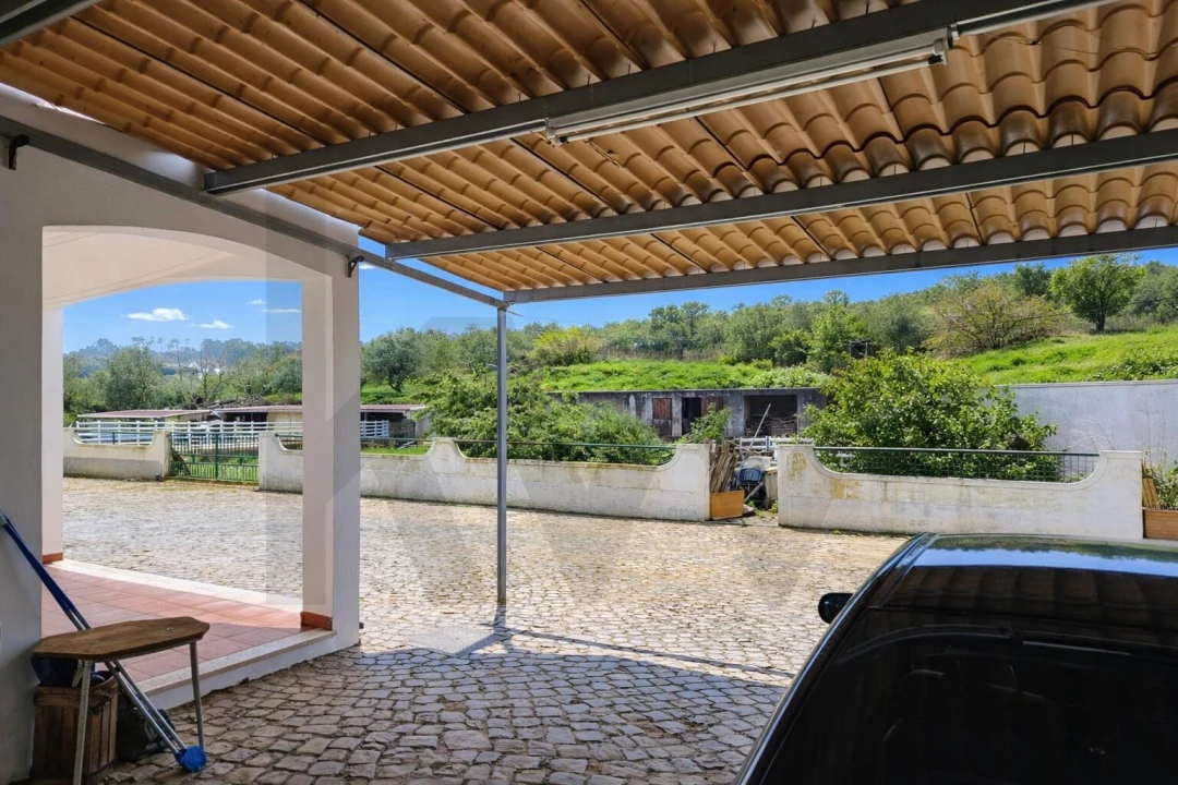 Moradia T4 para Venda em Almalagues Foto 54