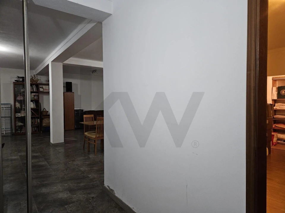 Moradia T4 para Venda em Almalagues Foto 41