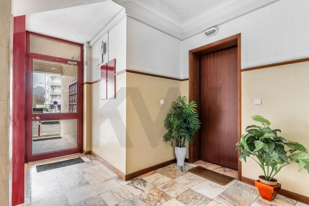 Apartamento T3 para Venda em Subportela, Deocriste e Portela Susã Foto 6