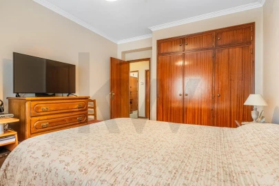 Apartamento T3 para Venda em Subportela, Deocriste e Portela Susã