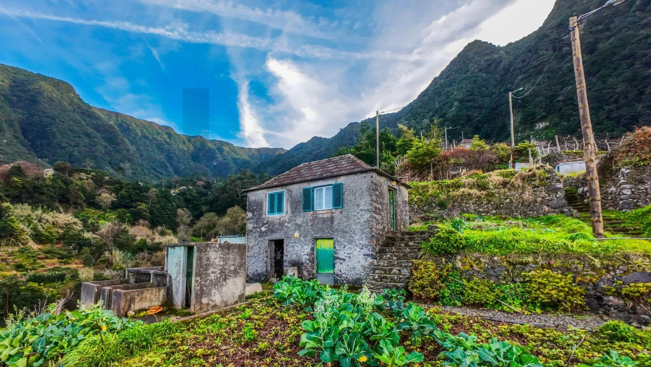 Moradia T4 para Venda em Ponta Delgada Foto 5