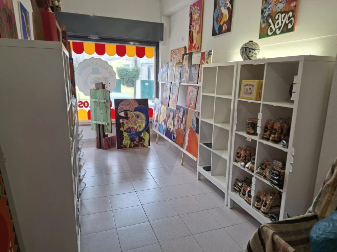 Loja para Arrendamento em Algueirão-Mem Martins