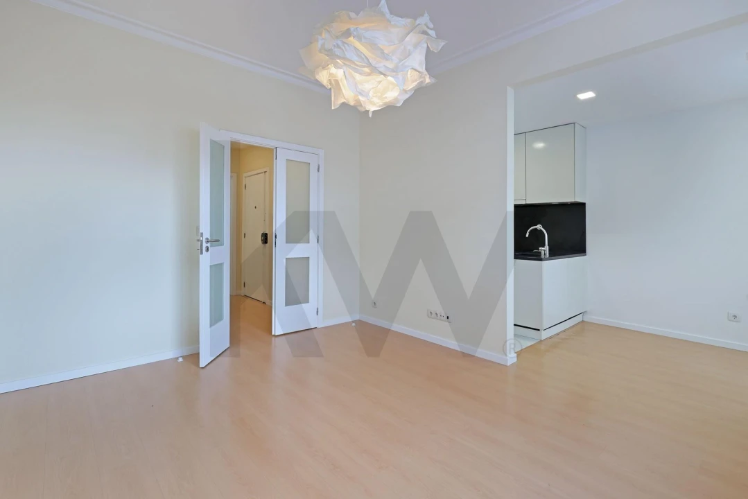 Apartamento T2 para Arrendamento em Aldoar, Foz do Douro e Nevogilde Foto 1