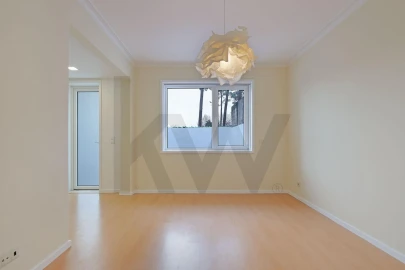 Apartamento T2 para Arrendamento em Aldoar, Foz do Douro e Nevogilde
