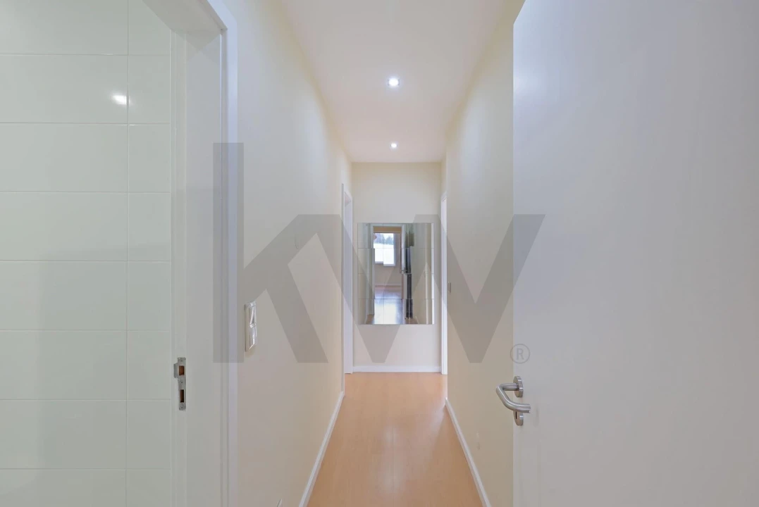Apartamento T2 para Arrendamento em Aldoar, Foz do Douro e Nevogilde Foto 13