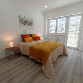 Apartamento T3 para Venda em Benfica