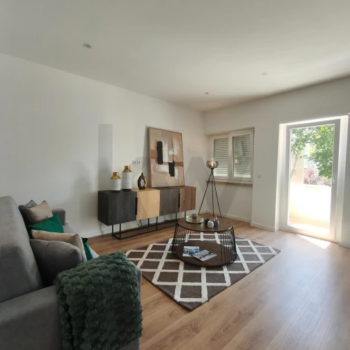 Apartamento T3 para Venda em Benfica Foto 3