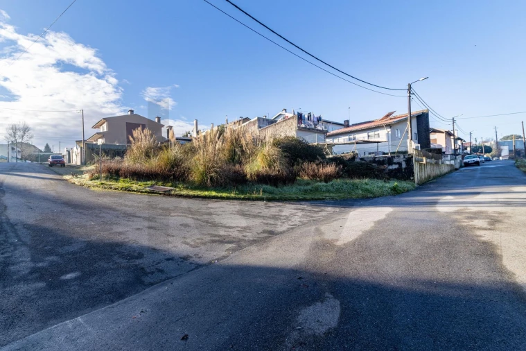 Terreno para Venda em Arrifana Foto 7