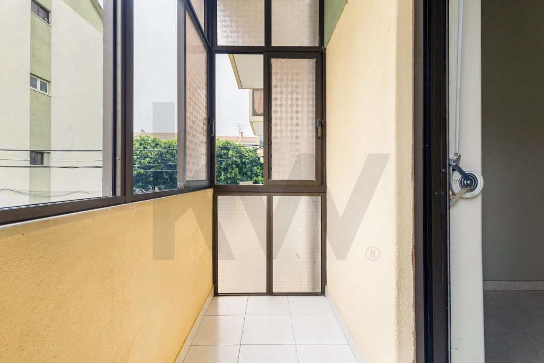 Apartamento T2 para Venda em Barreiro e Lavradio Foto 9