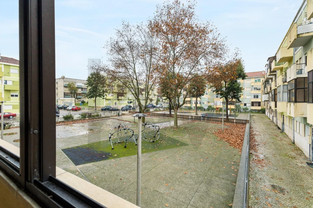 Apartamento T2 para Venda em Barreiro e Lavradio Foto 10