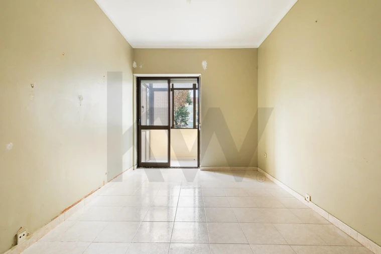 Apartamento T2 para Venda em Barreiro e Lavradio Foto 6