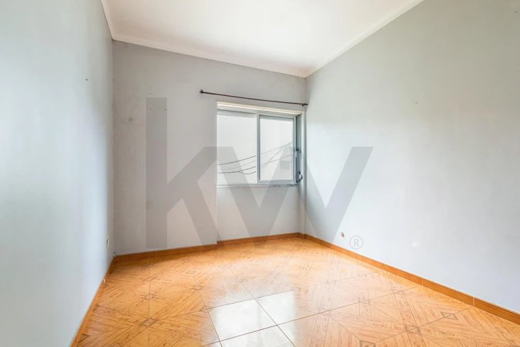 Apartamento T2 para Venda em Barreiro e Lavradio Foto 17